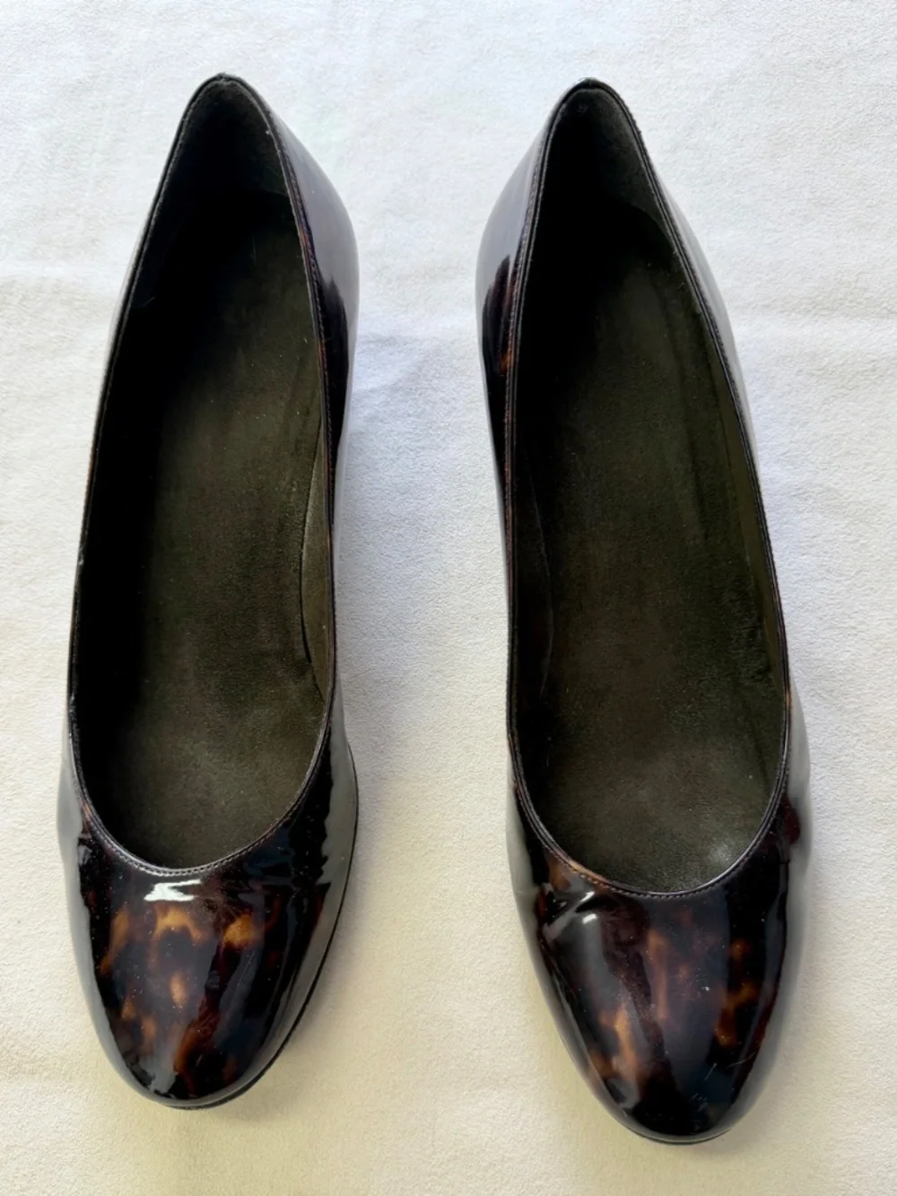 Stuart Weitzman 
